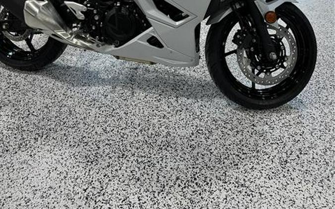 2024 Kawasaki Ninja 500 ABS