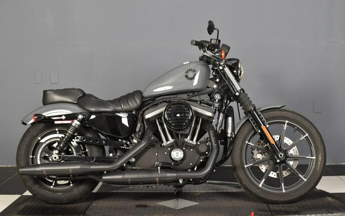 2022 Harley-Davidson Iron 883 Review [Air-Cooled Sportster]