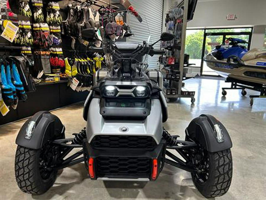 2025 Can-Am Canyon XT