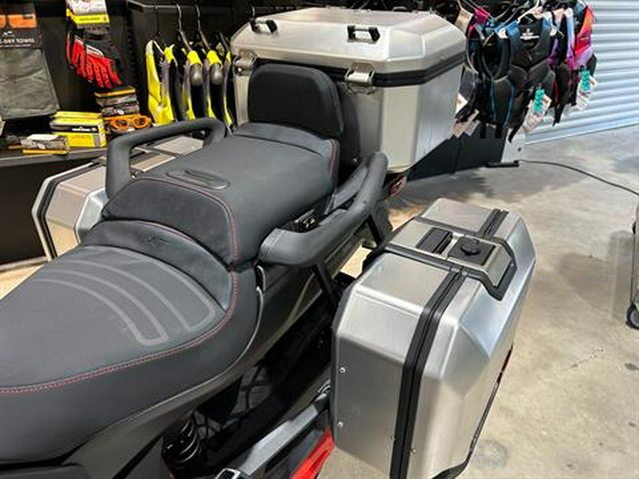 2025 Can-Am Canyon XT