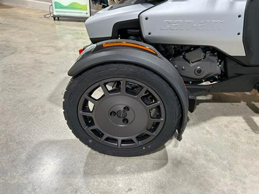 2025 Can-Am Canyon XT