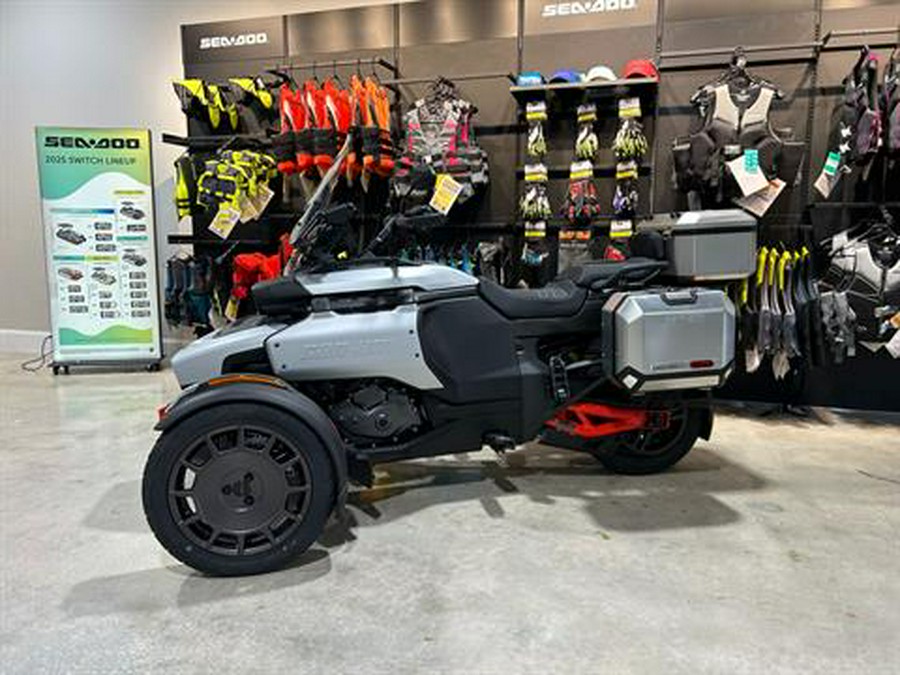 2025 Can-Am Canyon XT
