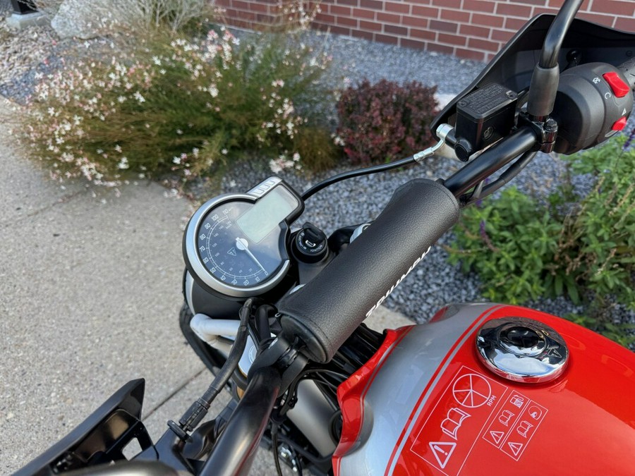 2026 Triumph Scrambler 400 X