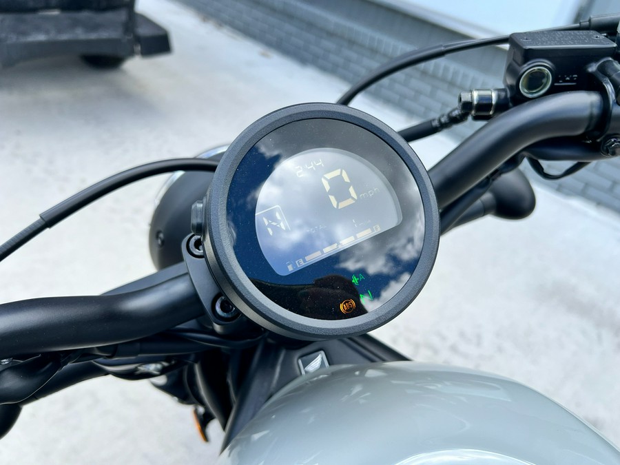 2026 Honda Rebel 300 E-Clutch