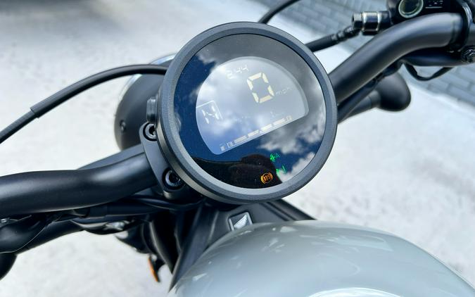 2026 Honda Rebel 300 E-Clutch