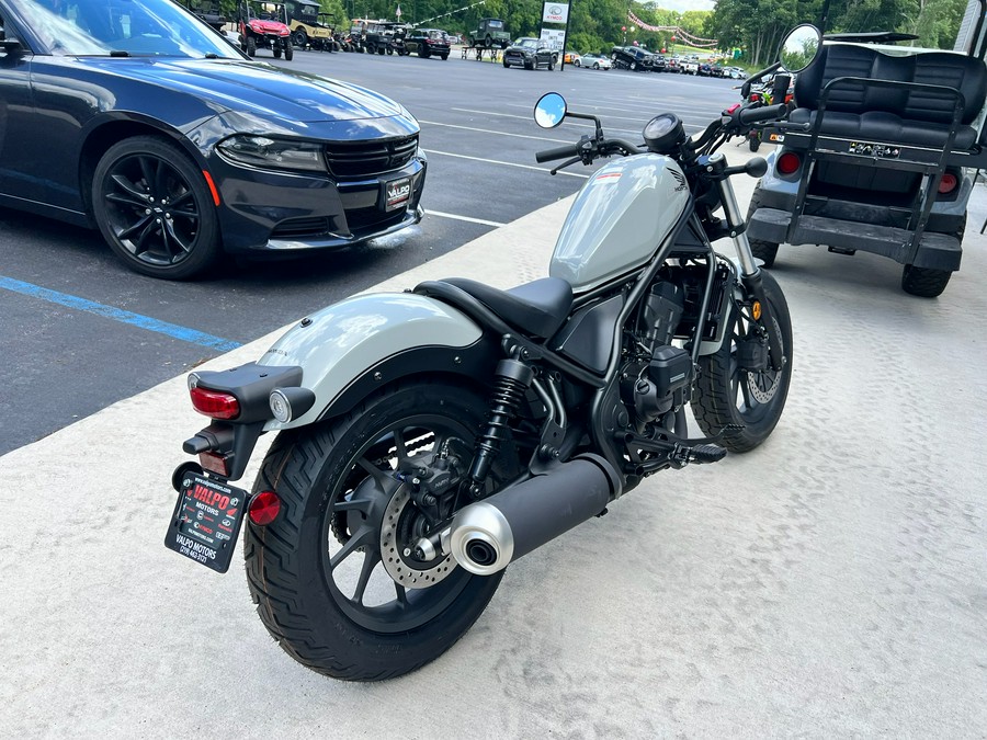 2026 Honda Rebel 300 E-Clutch