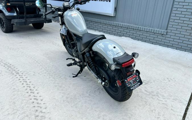 2026 Honda Rebel 300 E-Clutch