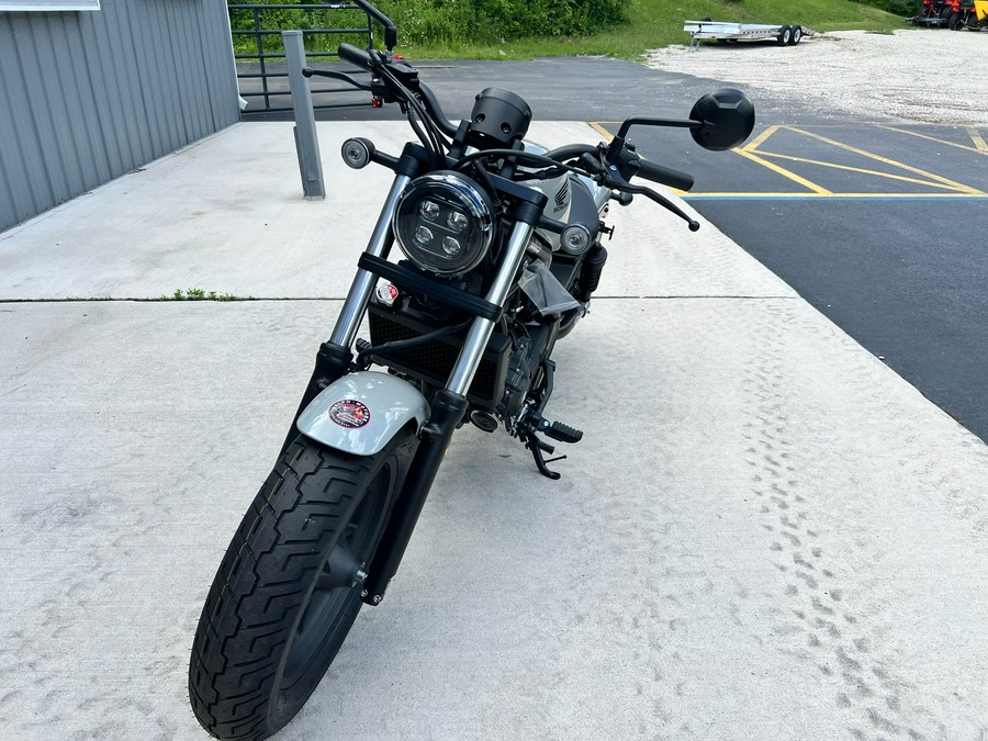 2026 Honda Rebel 300 E-Clutch