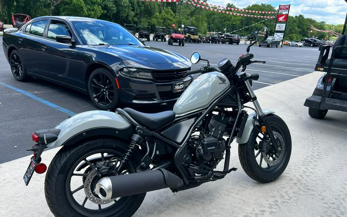 2026 Honda Rebel 300 E-Clutch