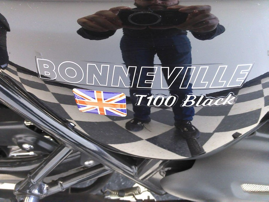 2020 Triumph Bonneville T100 Black Jet Black