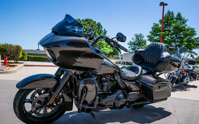 2020 Harley-Davidson Road Glide Limited River Rock Gray