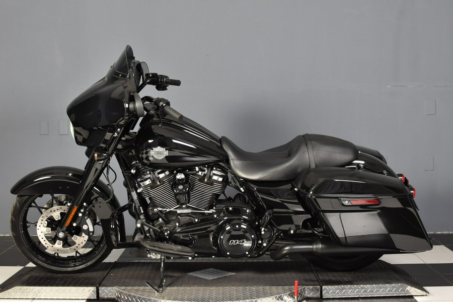 2023 Harley-Davidson Street Glide Special