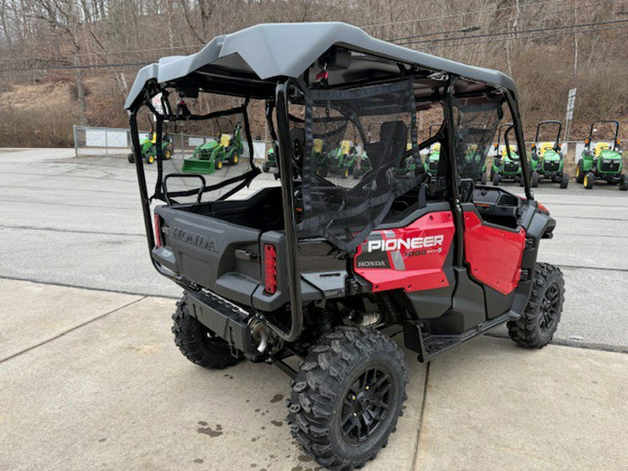 2025 Honda Pioneer 1000-5 Deluxe