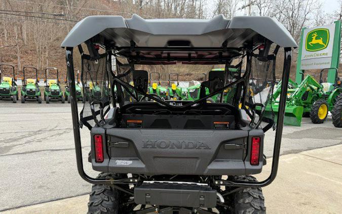 2025 Honda Pioneer 1000-5 Deluxe