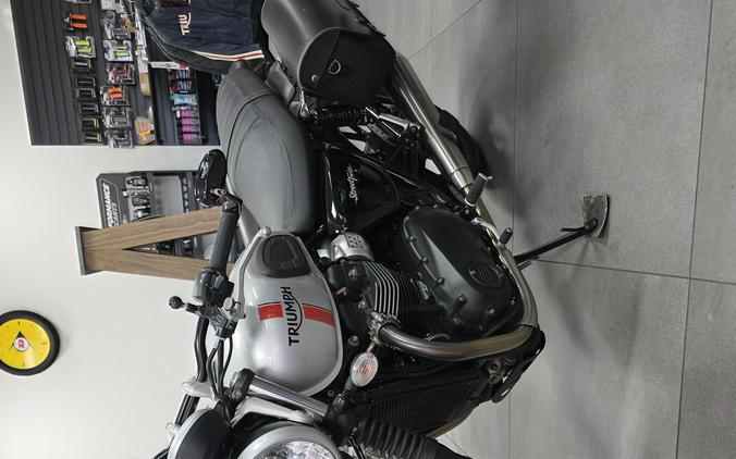 2016 Triumph Street Twin ABS