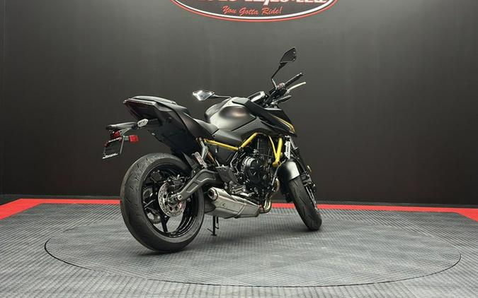2026 Kawasaki Z1100 SE ABS