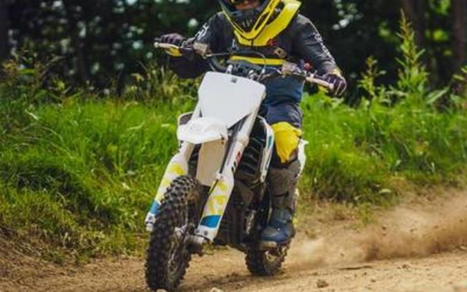 2024 Husqvarna EE 3