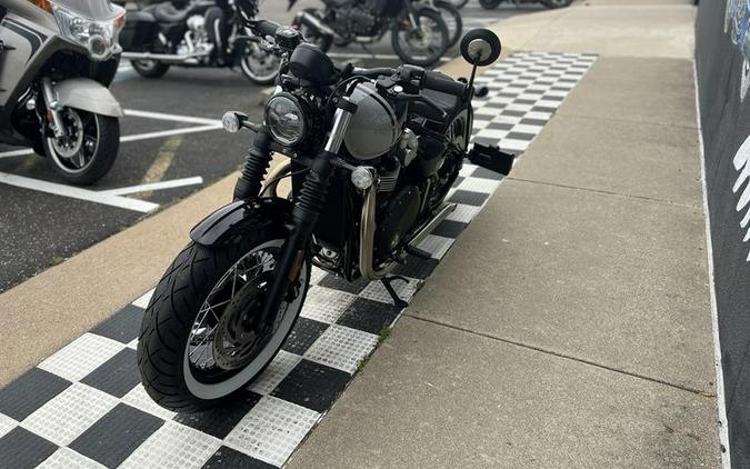 2024 Triumph Bonneville Bobber Jet Black/Ash Gray