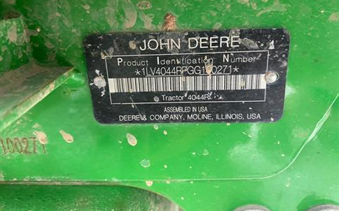2016 John Deere 4044R