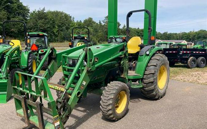 2016 John Deere 4044R
