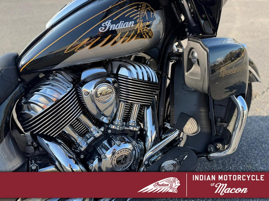 2025 Indian Motorcycle® Roadmaster® Elite Springfield Blue Candy