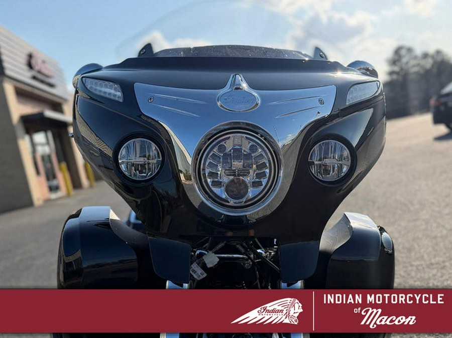 2025 Indian Motorcycle® Roadmaster® Elite Springfield Blue Candy