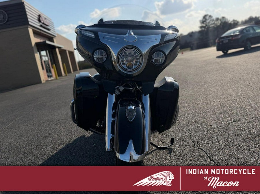 2025 Indian Motorcycle® Roadmaster® Elite Springfield Blue Candy