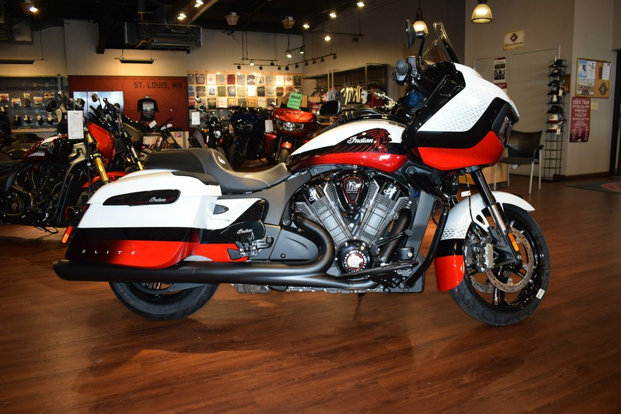 2025 Indian Motorcycle CHALLENGER ELITE