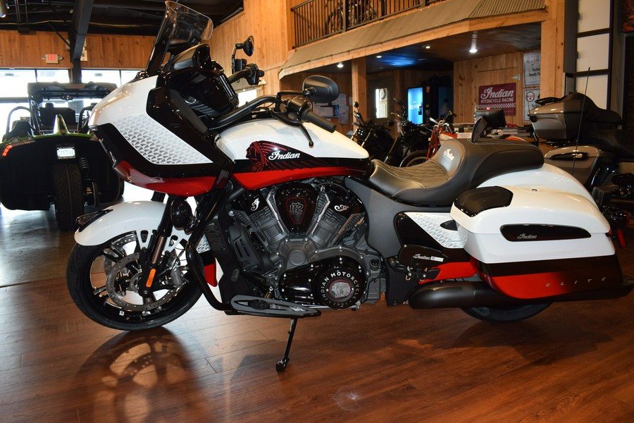 2025 Indian Motorcycle CHALLENGER ELITE