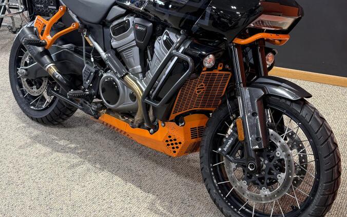 2022 Harley-Davidson® Pan America™ 1250 Special Black