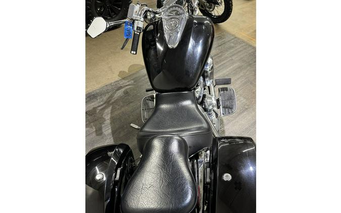 2005 Honda VTX1800R Spec 3