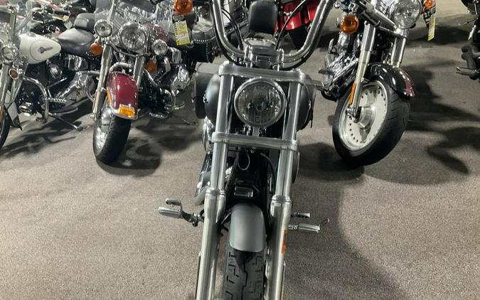 2006 Harley-Davidson® STREET BOB