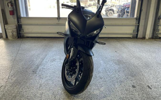 2026 Honda® CBR650R E-Clutch