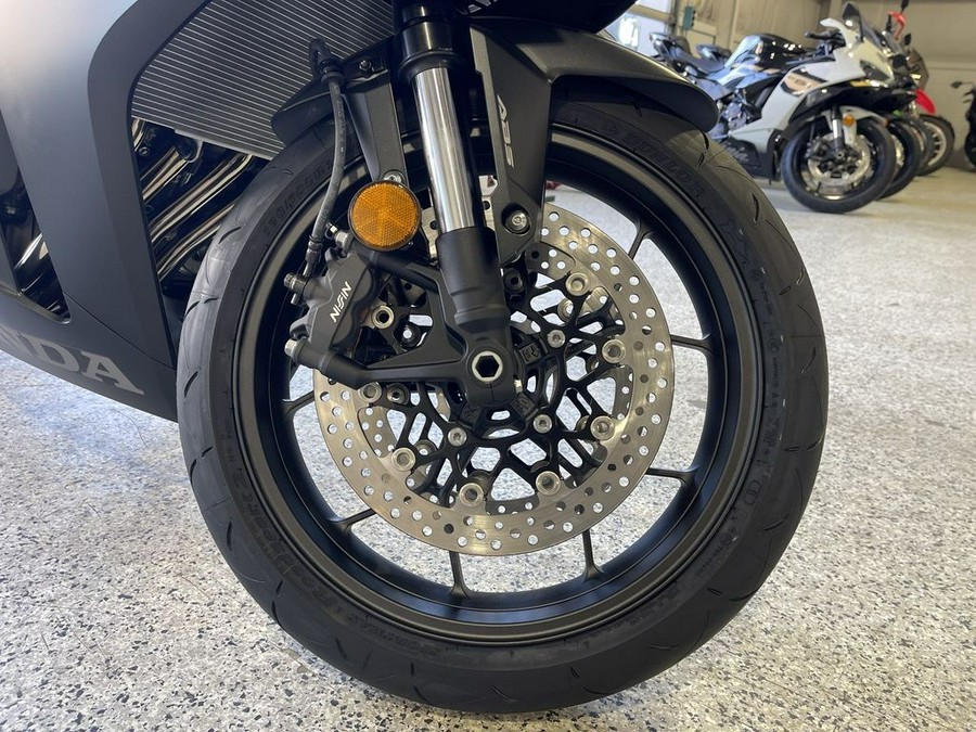 2026 Honda® CBR650R E-Clutch