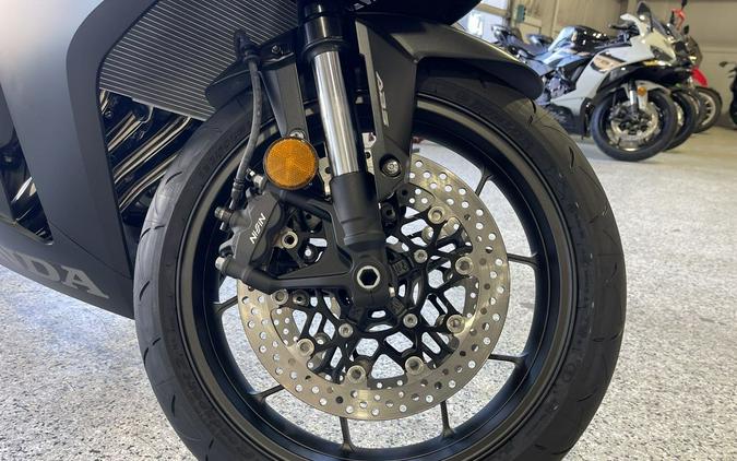 2026 Honda® CBR650R E-Clutch