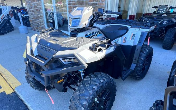 2023 Polaris Industries Sportsman XP 1000 RIDE COMMAND Silver Quartz