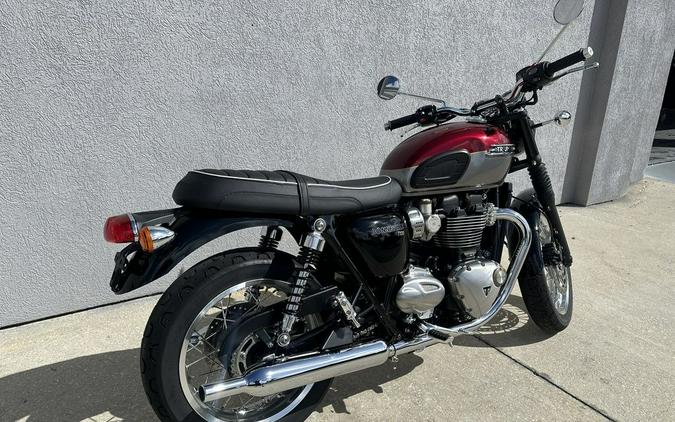 2022 Triumph Bonneville T120 Cordovan Red/Silver Ice