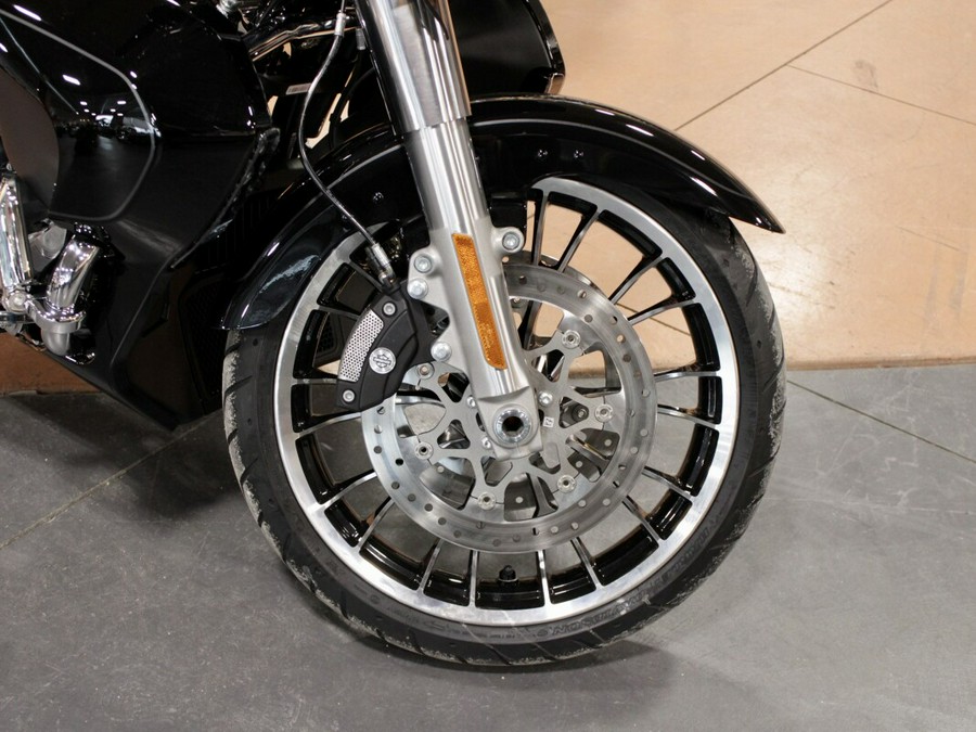 New 2026 Harley-Davidson Street Glide Limited Grand American Touring Motorcycle For Sale In Medina, OH