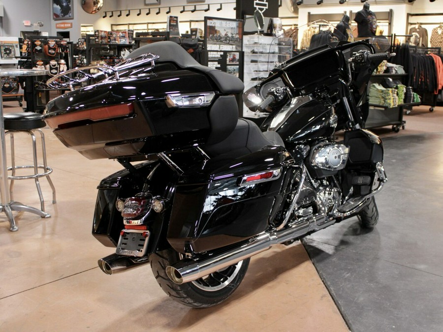New 2026 Harley-Davidson Street Glide Limited Grand American Touring Motorcycle For Sale In Medina, OH