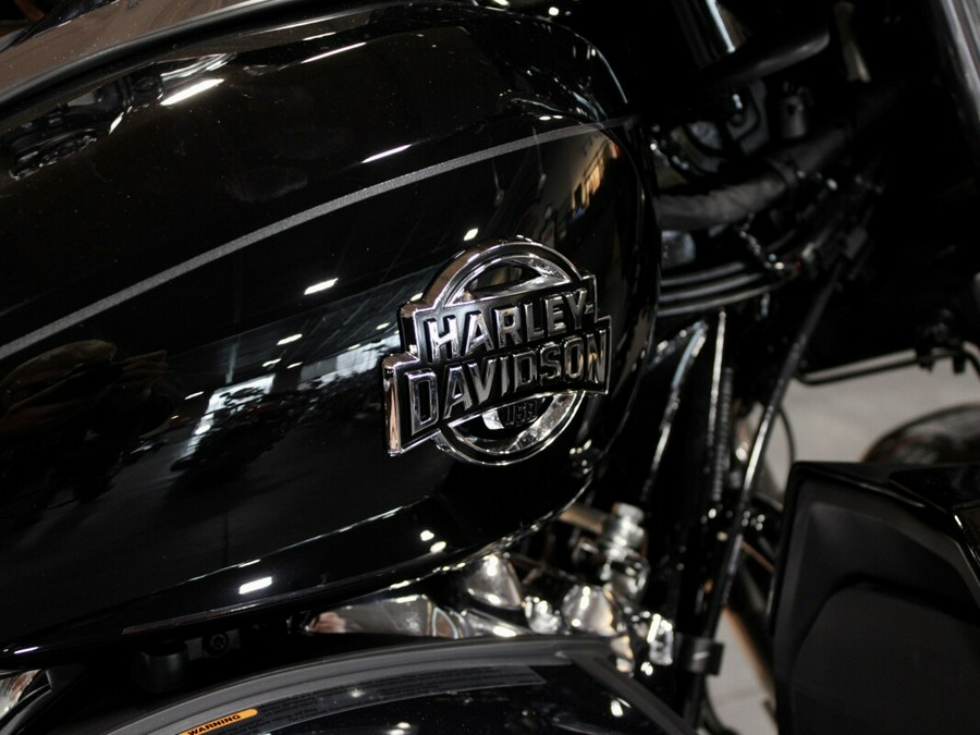 New 2026 Harley-Davidson Street Glide Limited Grand American Touring Motorcycle For Sale In Medina, OH