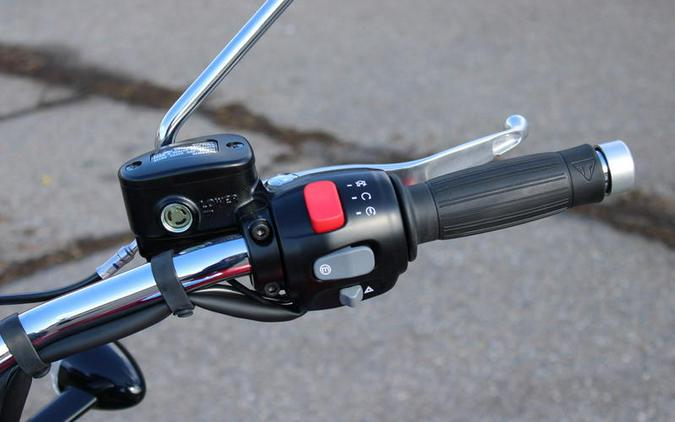 2026 Triumph Bonneville Speedmaster Carnival red