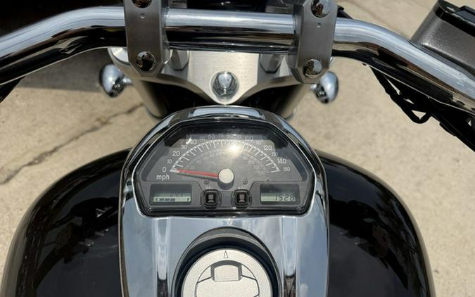 2025 Suzuki Boulevard M109R
