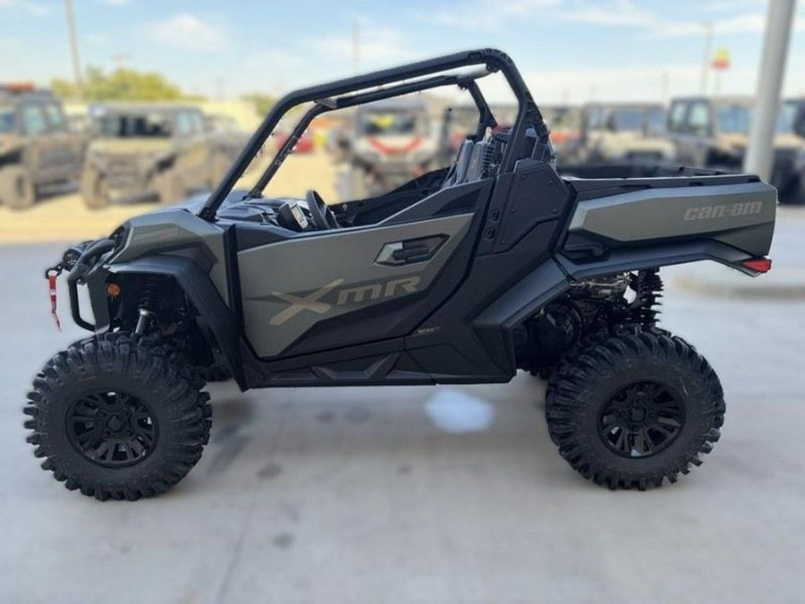 2027 Can-Am® Commander X mr