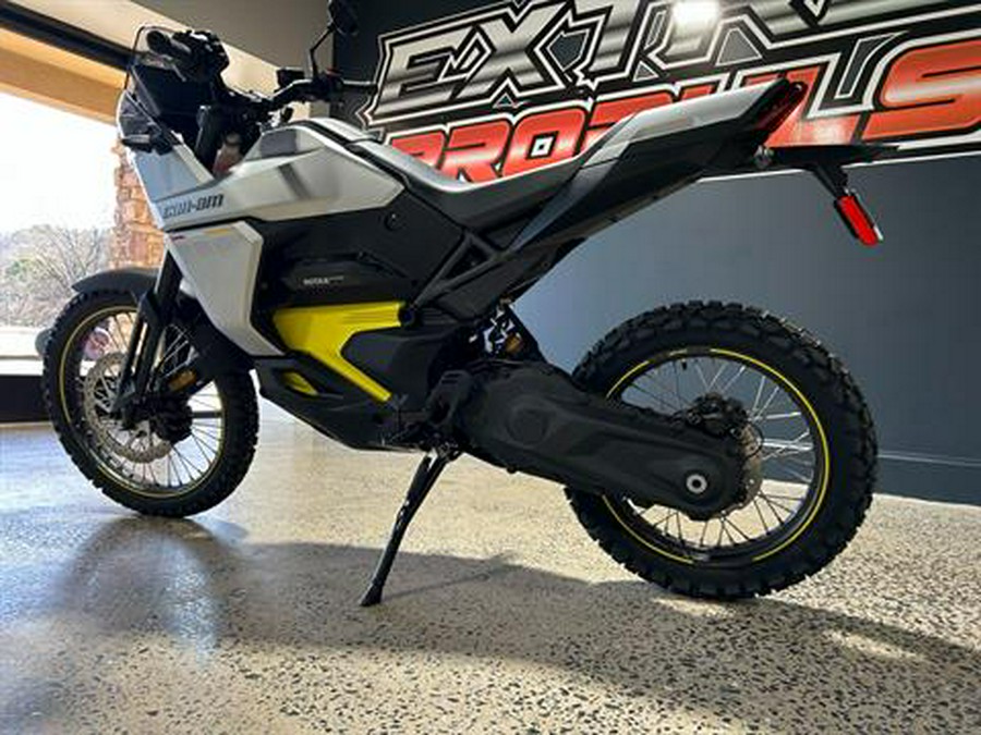 2025 Can-Am Origin '73