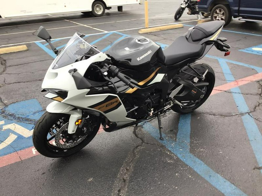 2026 Kawasaki Ninja® ZX™-6R ABS