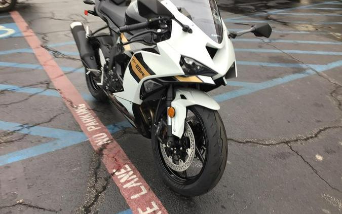 2026 Kawasaki Ninja® ZX™-6R ABS