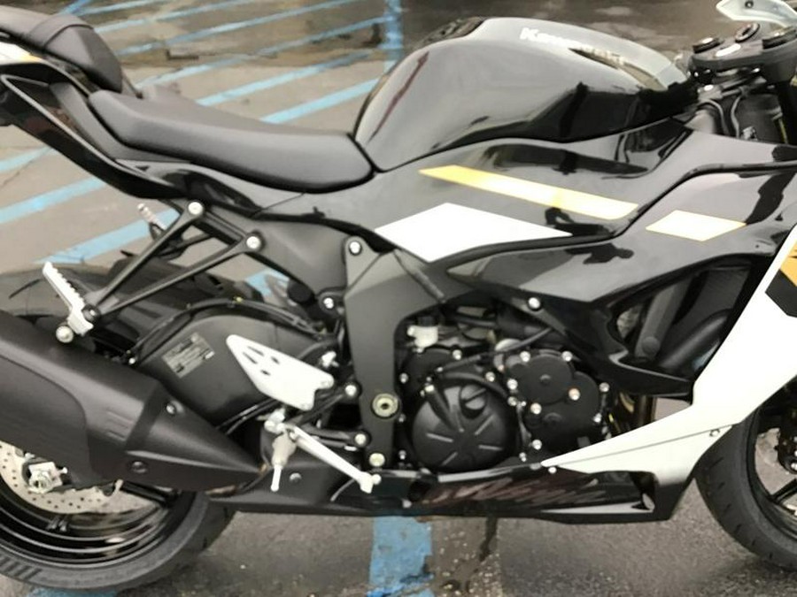 2026 Kawasaki Ninja® ZX™-6R ABS