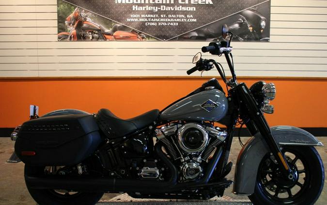 2026 Harley-Davidson Softail FLHC - Heritage Classic