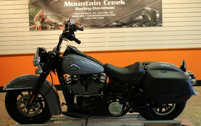2026 Harley-Davidson Softail FLHC - Heritage Classic