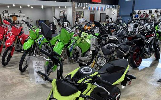 2026 Kawasaki Z125 Pro
